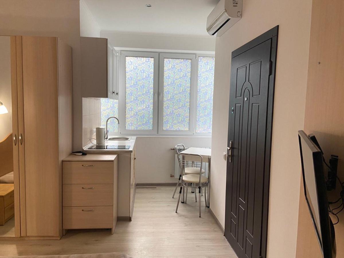 קייב Apartment Mala Zhytomyrska 16 מראה חיצוני תמונה