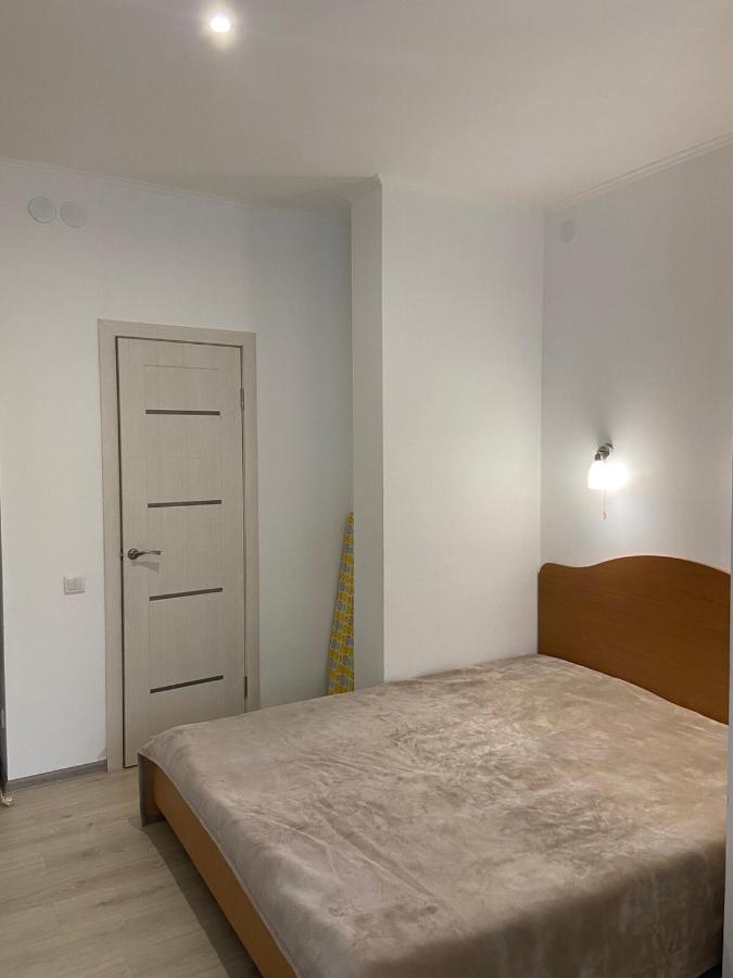 קייב Apartment Mala Zhytomyrska 16 מראה חיצוני תמונה