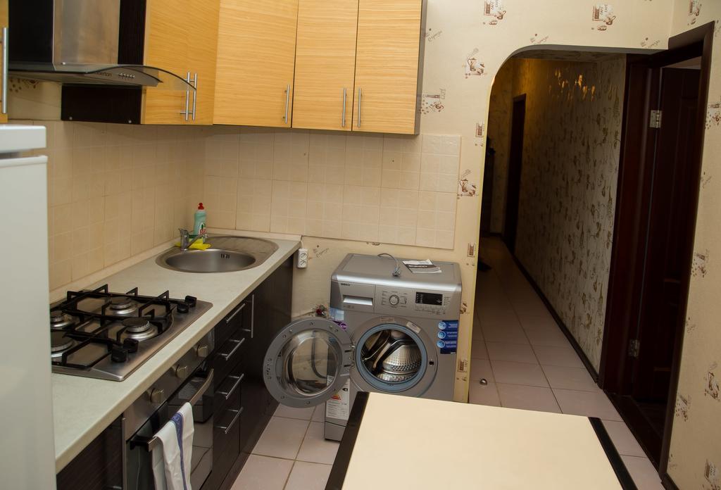 קייב Apartment Mala Zhytomyrska 16 מראה חיצוני תמונה