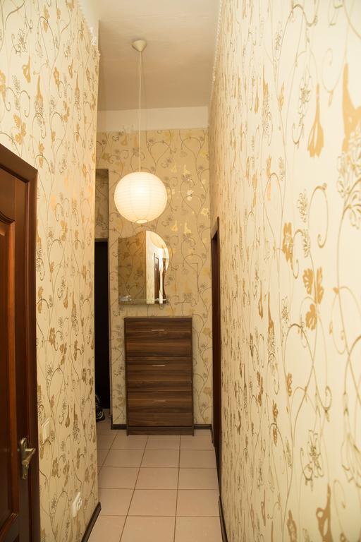 קייב Apartment Mala Zhytomyrska 16 מראה חיצוני תמונה