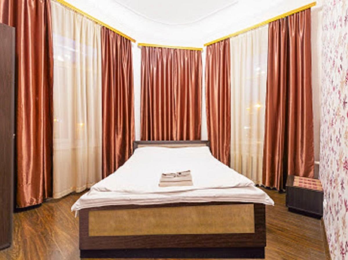 קייב Apartment Mala Zhytomyrska 16 מראה חיצוני תמונה